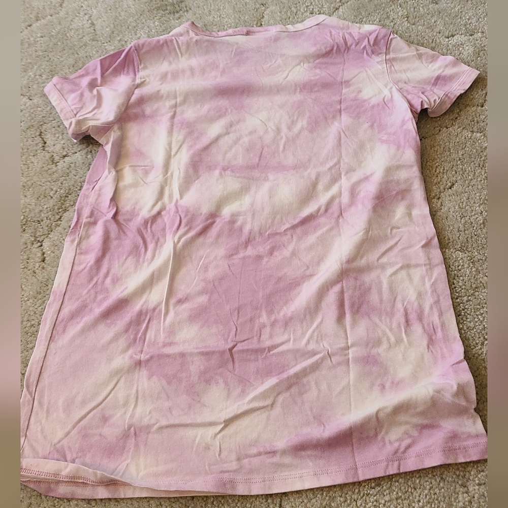 Lularoe Tee - Picture 2 of 4